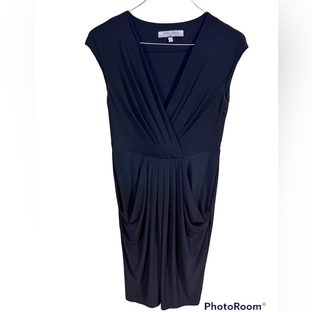 Anne Klein Basic Black V‎ Neck MIDI Dress pockets Size 8 Capsule Timeless Office